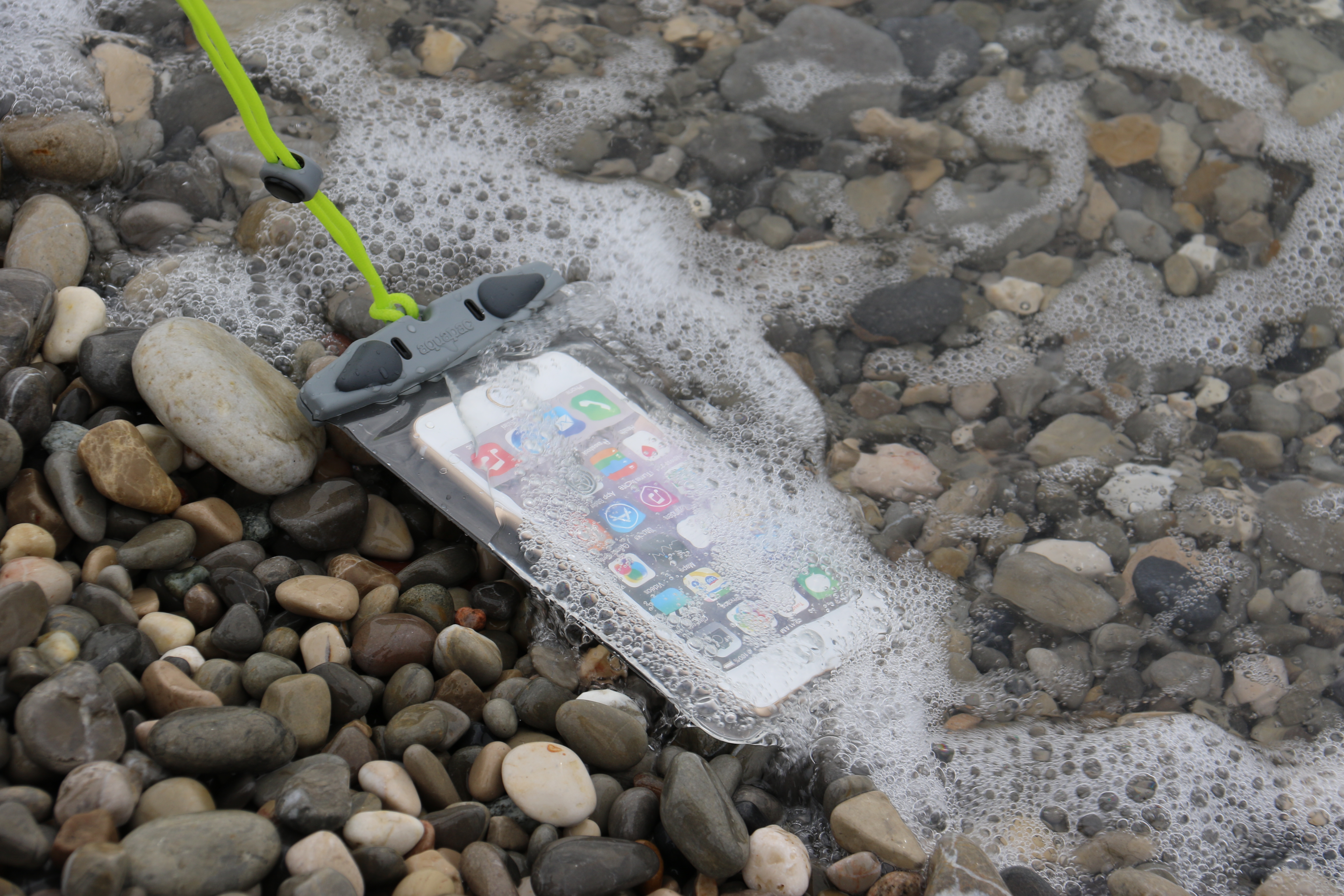 Aquapac™ 100% wasserdichte Smartphone Tasche Plus, Grey, Angebot! 32,- statt 42,-€, 